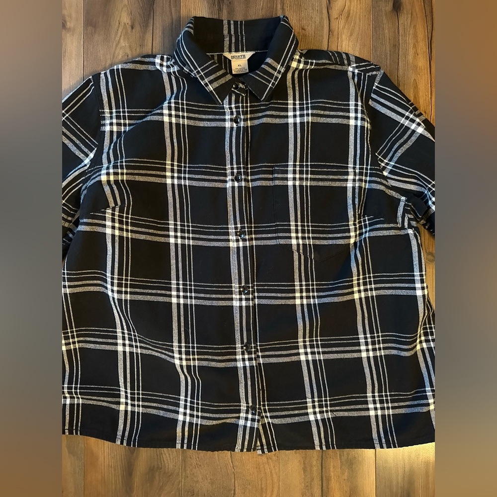 Duluth Trading Co Women’s Black Plaid Flannel Shirt XL Back Vent Gussets - Picture 4 of 7